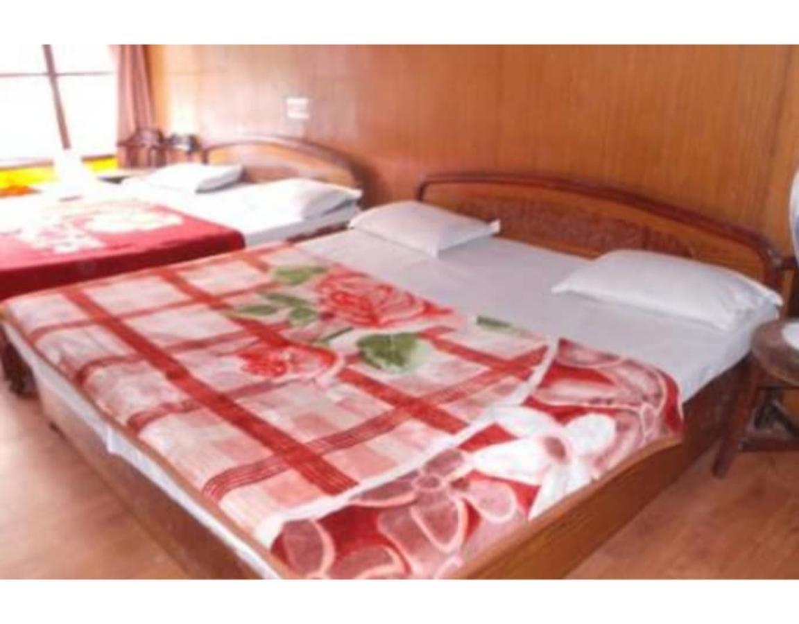 נייניטל Hotel Darpan מראה חיצוני תמונה